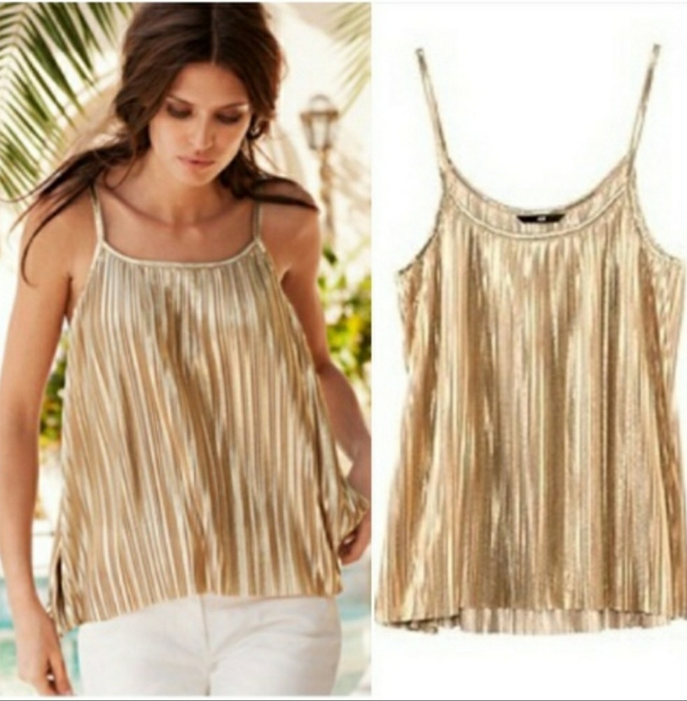 💛💛H&M Shiny Gold Pleated Swing Tank💛💛